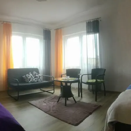 Napoleon Apartment *